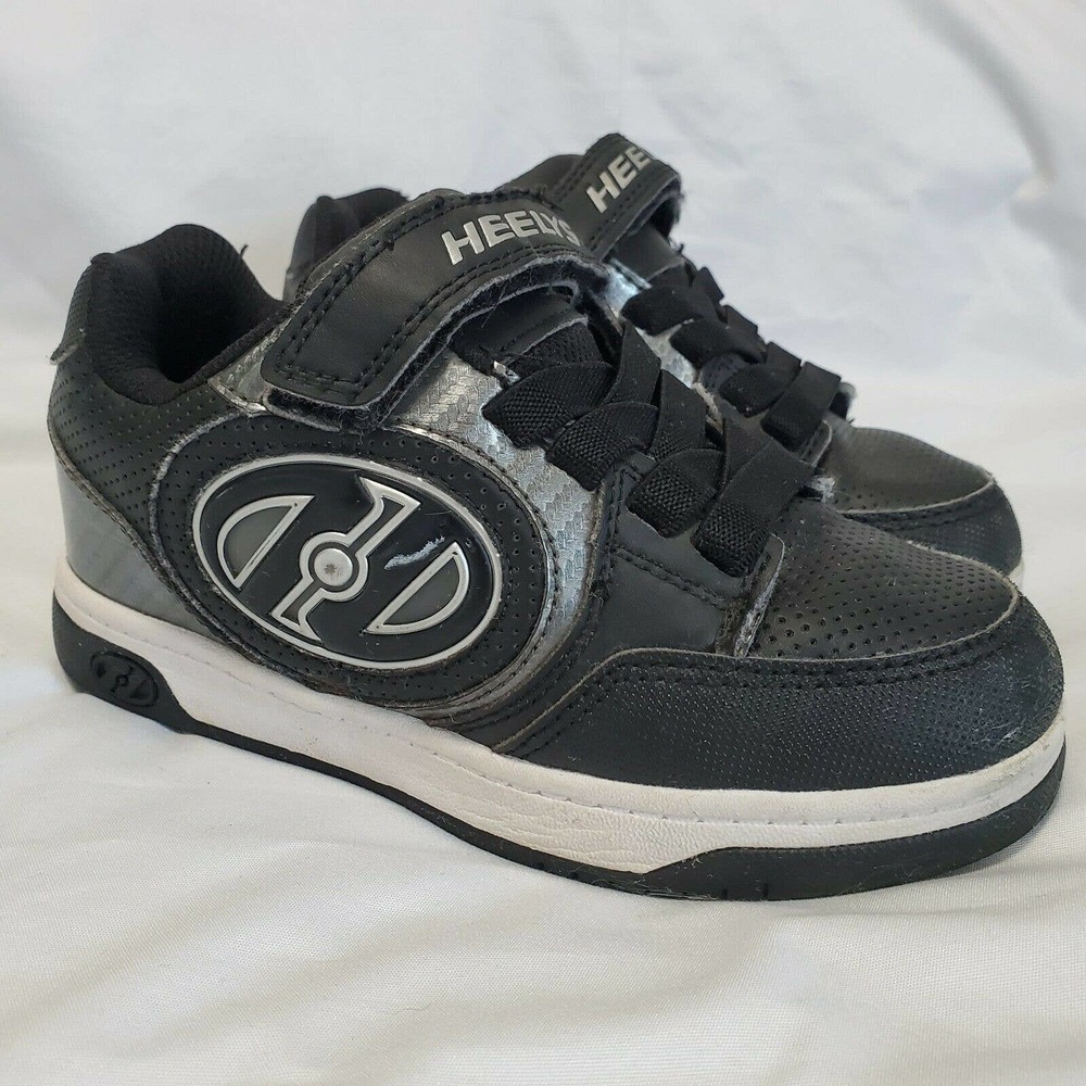 Heelys Roller Shoes Plus X2 LIGHTED Youth Sz 2 Roller Skates Shoes HE100315